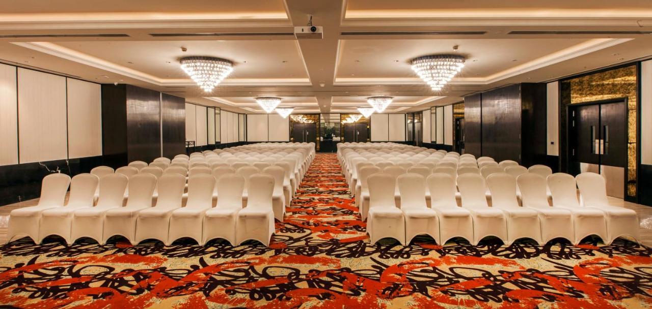 Lemon Tree Premier City Center Pune Luaran gambar